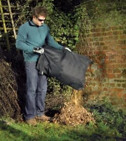 Black & Decker BLACK+DECKER GW3030-QS Bladblazer - 3000W - 50L Opvangbak - 16:1 Volumereductie -Tuingereedschap Winkel 1070x1200