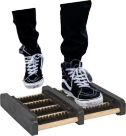 SchoneSchoen Voetveger - Voetenveger - Laarzenborstel - Borstelmat - Schoenenborstel - Laarzenrek -Tuingereedschap Winkel 1115x1200 1