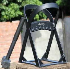 Lighted Lifestyle™| Houtklover Voor Aanmaakhout Incl. Kloofhamer - Houtsplijter - Houtkliever - Snel Haardhout - Gietijzer - Incl. Schroeven