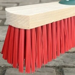 MAUS Classic Bezem Buiten 60cm - Harde PVC Straatbezem Van Hout Met Steel - Made In EU -zeer Robuust 6 MAUS Classic Bezem Buiten 60cm - Harde PVC Straatbezem Van Hout Met Steel - Made In EU -zeer Robuust -Tuingereedschap Winkel 1200x1200 289