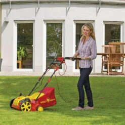 WOLF-Garten Elektrische Verticuteermachine VA 303 E - Werkbreedte 30 Cm - Opvangzak 35 L - 1300 W Motor - Moshark - Verticuteren - Opvangen -Tuingereedschap Winkel 1200x1200 367