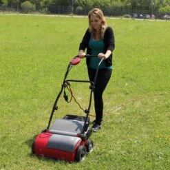 Einhell Verticuteerder En Beluchter RG-SA 1433 (1400 W - 33 Cm Werkbreedte - 3-voudige Hoogteverstelling - 28 L - Aanbevolen Voor Oppervlaktes Tot 400 M²) -Tuingereedschap Winkel 1200x1200 390