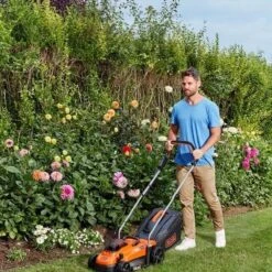 Black & Decker BLACK+DECKER BCMW3318N-XJ Grasmaaier - 18V - 33cm - Excl. Accu & Lader -Tuingereedschap Winkel 1200x1200 464