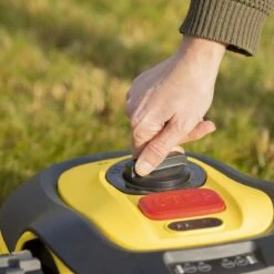 Powerplus POWXG6305 Robotmaaier - 18V - Voor Gazons Tot Ca. 500m² - Maaibreedte 180mm - Incl. Laadstation En Accessoires -Tuingereedschap Winkel 1200x1200 472