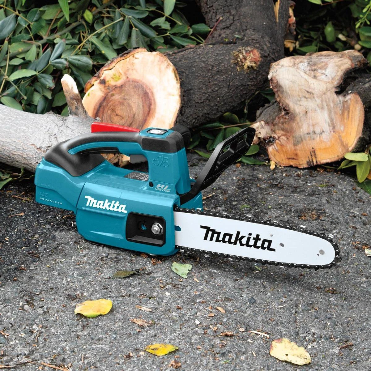 Makita DUC254Z 18V Li-Ion Accu Kettingzaag Body - 25 Cm 13 Makita DUC254Z 18V Li-Ion Accu Kettingzaag Body - 25 Cm - Afbeelding 13