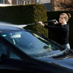 VONROC Hogedrukreiniger V14C-1 - 1400W – 110 Bar – 390 L/h – Compact - Incl. 5m Slang, Spuitstukken En Accessoires 10 VONROC Hogedrukreiniger V14C-1 - 1400W – 110 Bar – 390 L/h – Compact - Incl. 5m Slang, Spuitstukken En Accessoires -Tuingereedschap Winkel 1200x1200 667