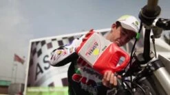 Aspen 2 FRT 5 Liter Schone Alkylaatbenzine Voor Tweetaktmotoren -Tuingereedschap Winkel 1200x675 1