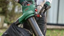 Bosch UniversalGardenTidy 2300 Bladblazer - Op Snoer - 2300 W -Tuingereedschap Winkel 1200x675 27