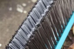 GARDENA Combi System Straatbezem - Aanbevolen Steellengte 130-150 Cm -Tuingereedschap Winkel 1200x798 1