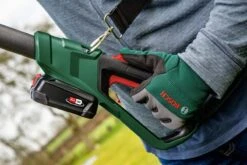 Bosch UniversalHedgePole 18 Heggenschaar Op Steel - Met 18 V Accu En Lader -Tuingereedschap Winkel 1200x800 152