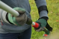 Bosch UniversalHedgePole 18 Heggenschaar Op Steel - Met 18 V Accu En Lader -Tuingereedschap Winkel 1200x800 157