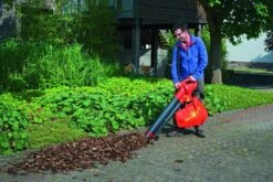 WOLF-Garten Elektrische Bladblazer LBV 2600 E - Motor 2600 Watt - Opvangzak 50 Liter - Reductie Ratio 10:1 -Tuingereedschap Winkel 1200x800 299