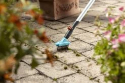 GARDENA Combisysteem Voegenborstel M Metaal - Aanbevolen Steellengte 130 /150 Cm -Tuingereedschap Winkel 1200x800 318