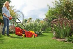 WOLF-Garten A 340 E Elektrische Grasmaaier - 1400 W - 34 Cm Maaibreedte - 30 Liter Opvangbak - Centrale Hoogte-instelling -Tuingereedschap Winkel 1200x801 2