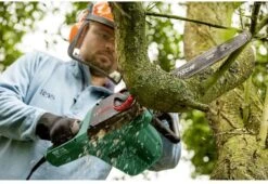 Bosch UniversalChain 35 Kettingzaag - 1800W - 350 Mm -Tuingereedschap Winkel 1200x824