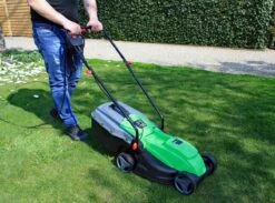 Profeco Elektrische Grasmaaier 1000W - Grasmaaimachine Met 320mm Maaibreedte En Instelbare Maaihoogte - Incl. 30 Liter Opvangbak -Tuingereedschap Winkel 1200x888 1