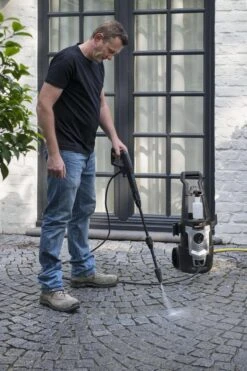 Powerplus POWXG90405 Hogedrukreiniger - 1400W - Max. 110 Bar - 390 L/h - Incl. 5m Slang En Accessoires - Excl. Terrasreiniger - Reiniger Voor Auto, Fiets En Meubelen -Tuingereedschap Winkel 800x1200 62