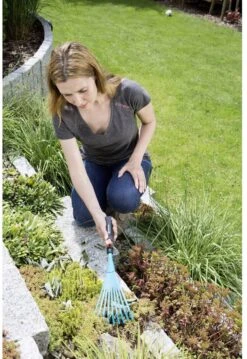 GARDENA Combisystem Bladharkje - Werkbreedte 12 Cm - 25 Jaar Garantie 19 GARDENA Combisystem Bladharkje - Werkbreedte 12 Cm - 25 Jaar Garantie -Tuingereedschap Winkel 825x1200 1