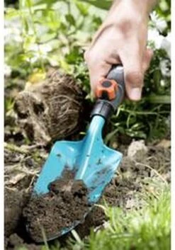 GARDENA Combisystem Bloemenschepje - Werkbreedte 7 Cm - 25 Jaar Garantie 27 GARDENA Combisystem Bloemenschepje - Werkbreedte 7 Cm - 25 Jaar Garantie -Tuingereedschap Winkel 840x1200
